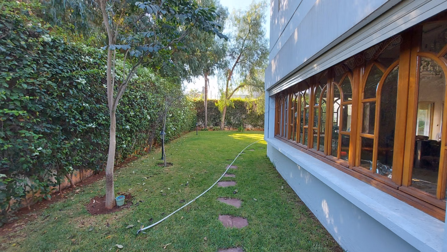 Villa 705 m² pleno sur Polo/Hermitage