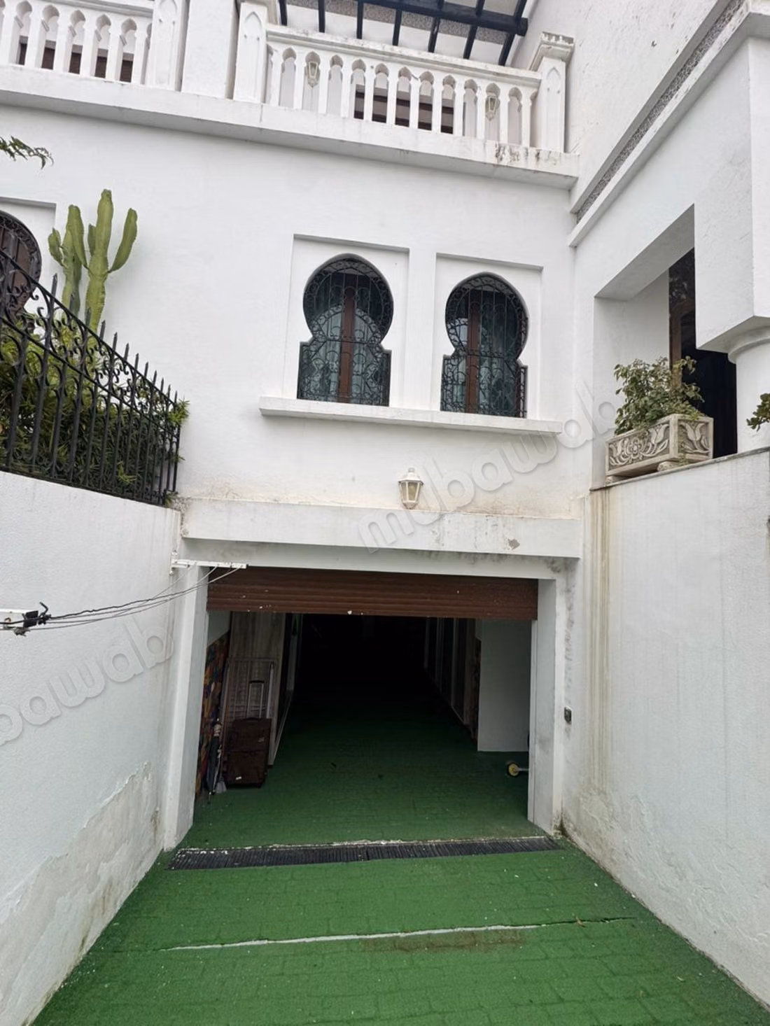 Casa di alta qualità in vendita a Rmilat. Superficie 360 m². Antenna parabolica, residence sicura