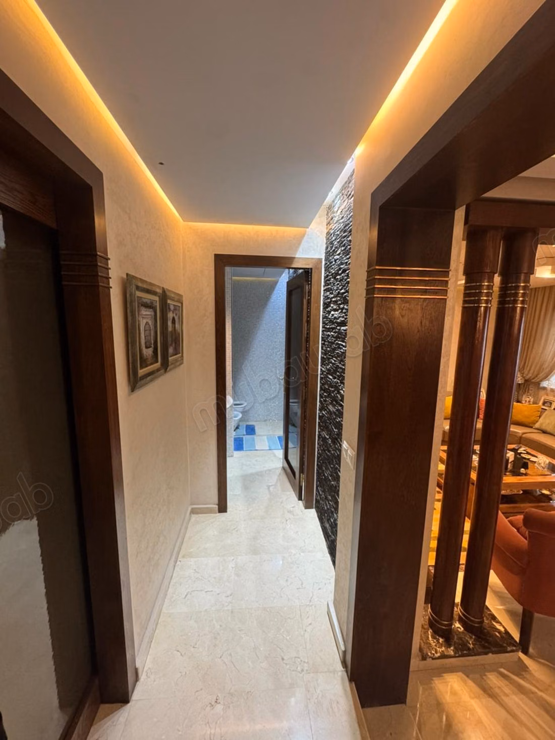 Casa di alta qualità in vendita a Rmilat. Superficie 360 m². Antenna parabolica, residence sicura