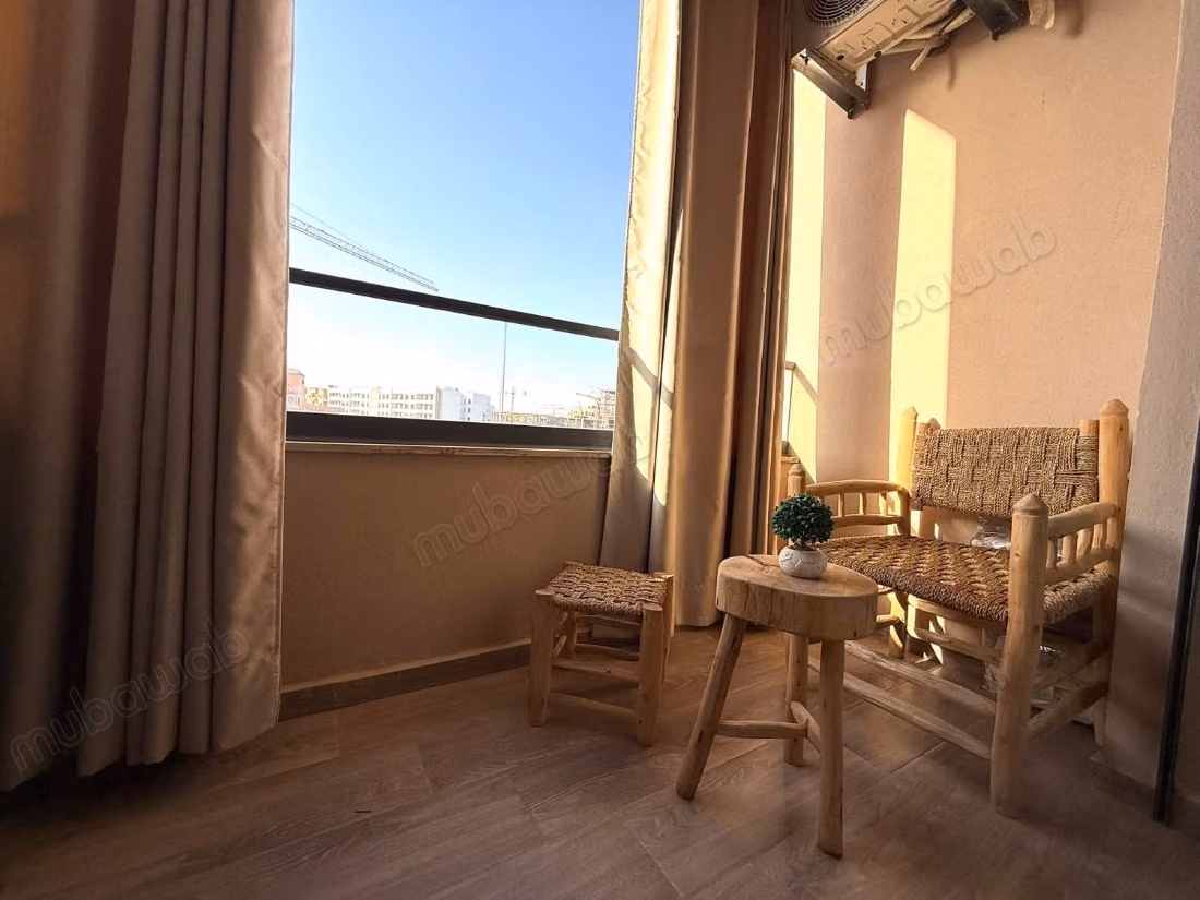 Appartement à louer à Ain Mezouar. Superficie 56 m². Meublé