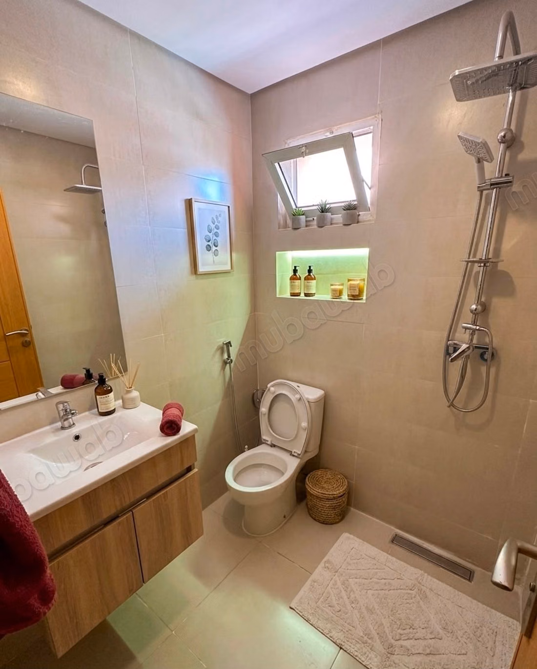 À louer Appartement 3 ch meublé neuf 
Aïn Mazouar