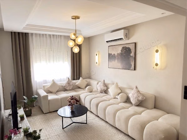 À louer Appartement 3 ch meublé neuf 
Aïn Mazouar