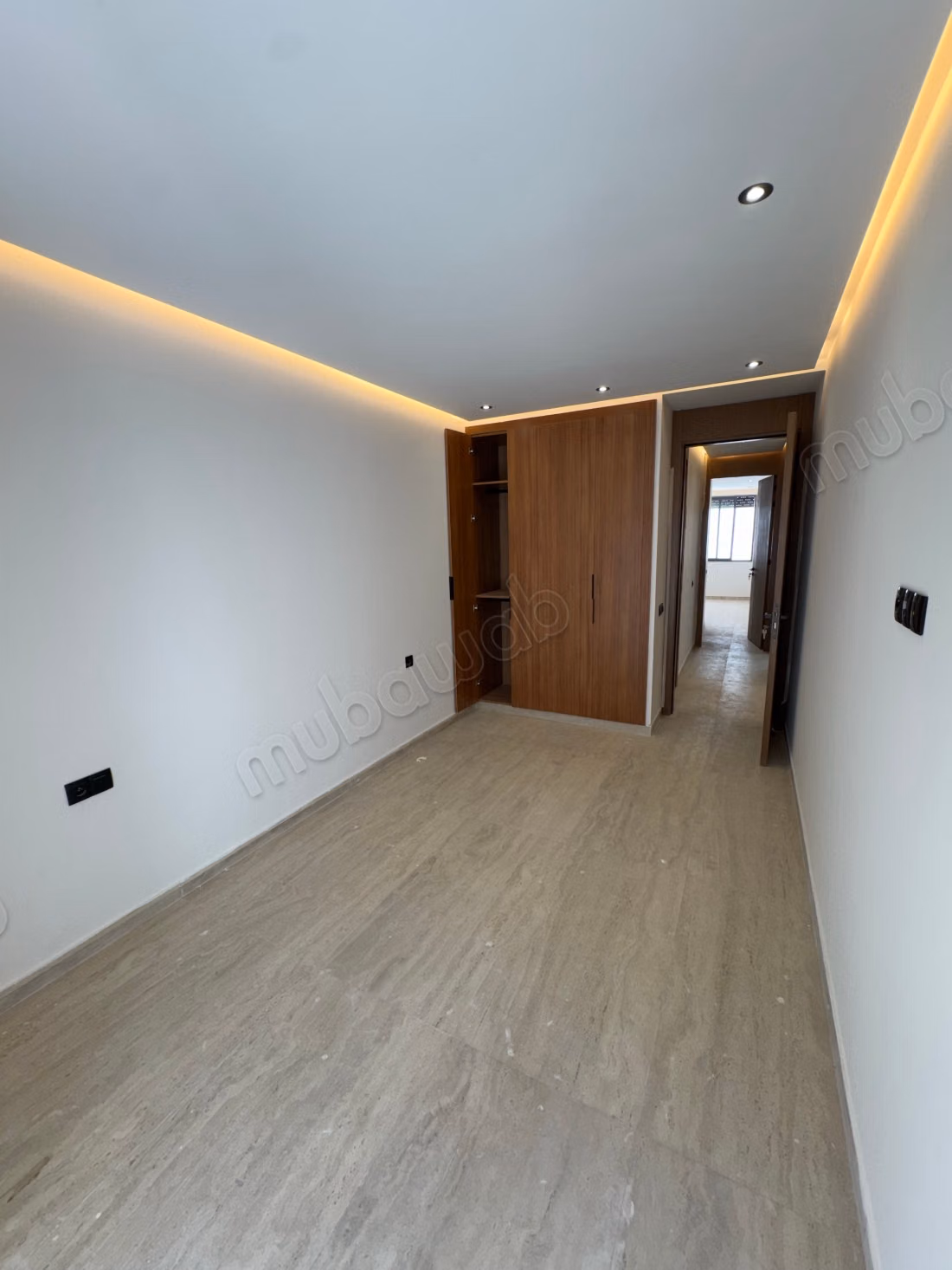 Appartement à vendre à Palmier.
Surface totale 74 m².
Neuf — 5