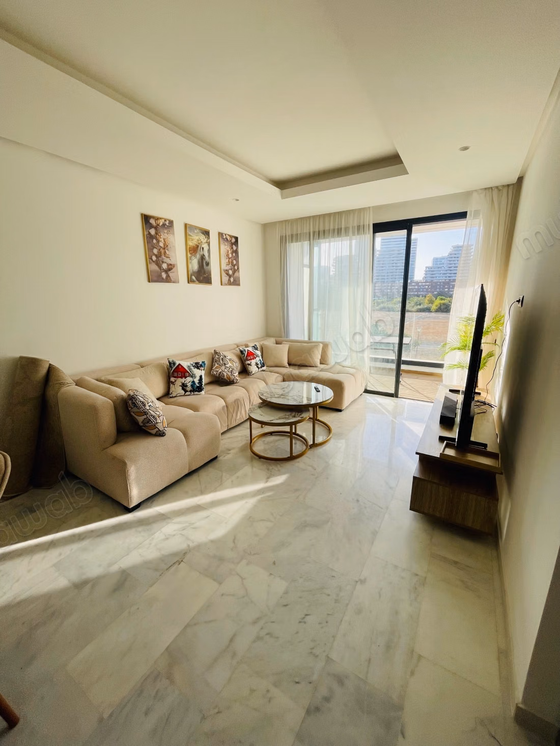 Très bel appartement très agréable moderne à cfc