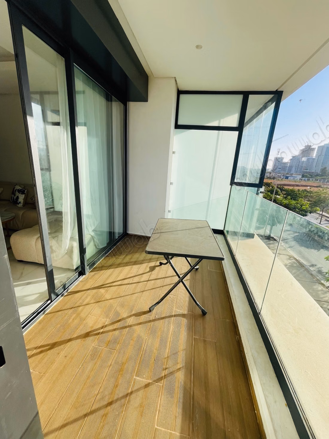 Très bel appartement très agréable moderne à cfc