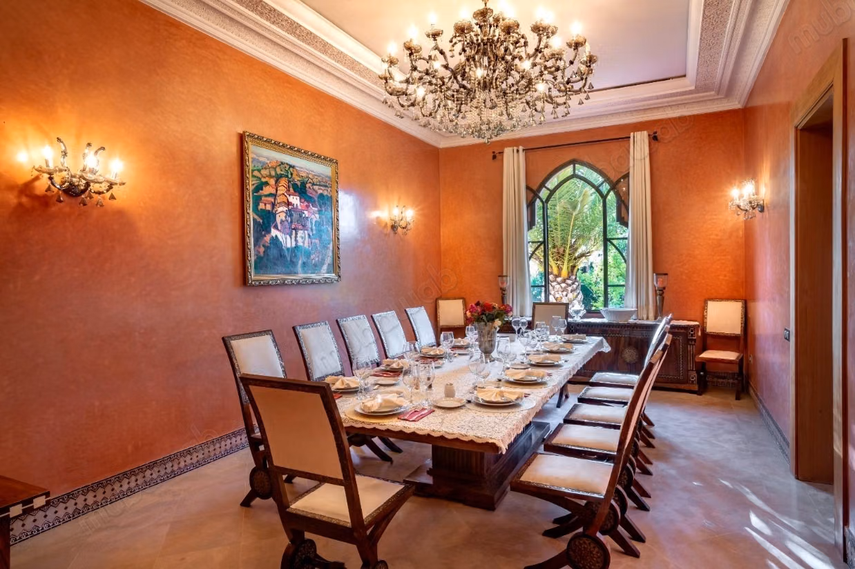 Villa di prestigio titolata con VNA sulla Strada per Ouarzazate