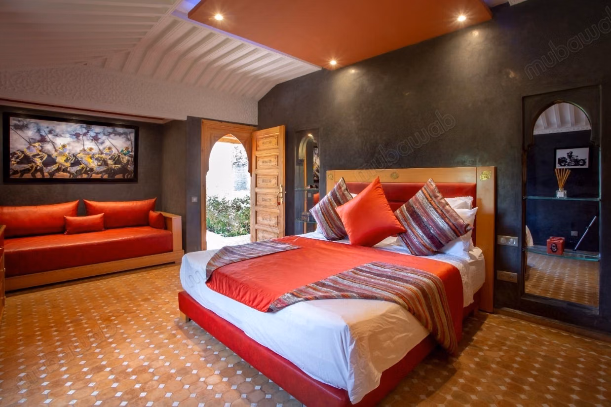Villa di prestigio titolata con VNA sulla Strada per Ouarzazate