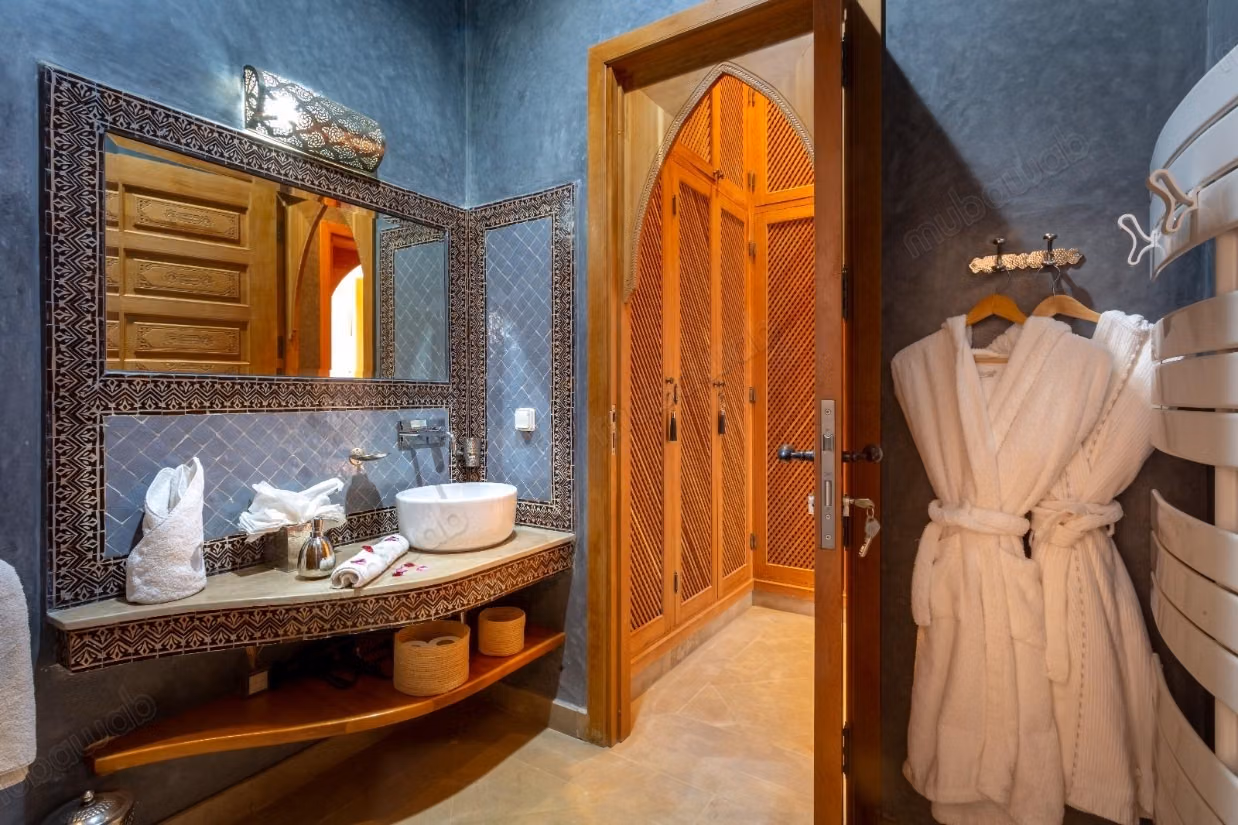 Villa di prestigio titolata con VNA sulla Strada per Ouarzazate