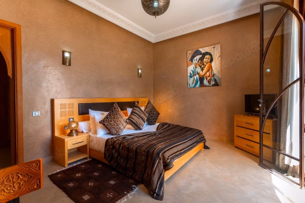 Villa di prestigio titolata con VNA sulla Strada per Ouarzazate