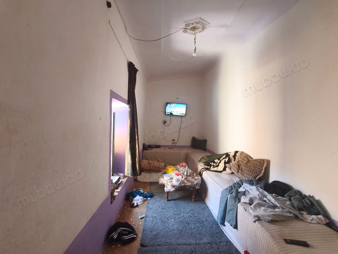 Compra il tuo riad a Sidi Ben Slimane El Jazouli. Superficie 200 m². Grande terrazza