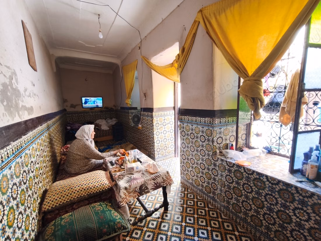Compra il tuo riad a Sidi Ben Slimane El Jazouli. Superficie 200 m². Grande terrazza