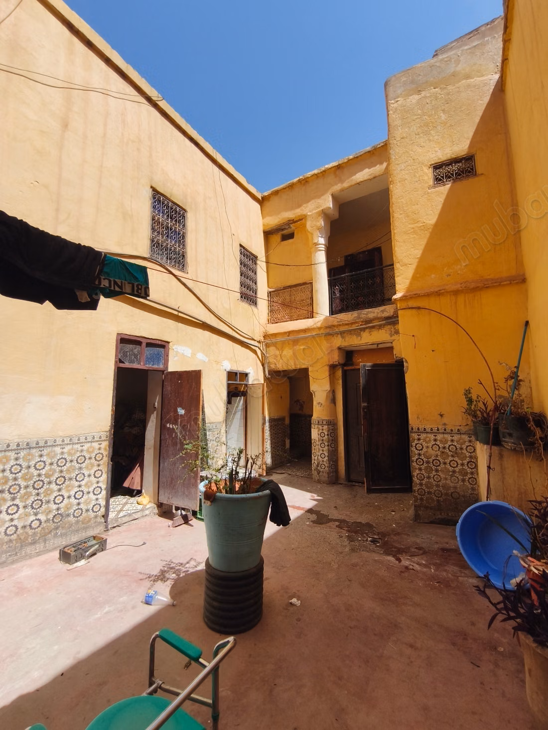 Compra il tuo riad a Sidi Ben Slimane El Jazouli. Superficie 200 m². Grande terrazza