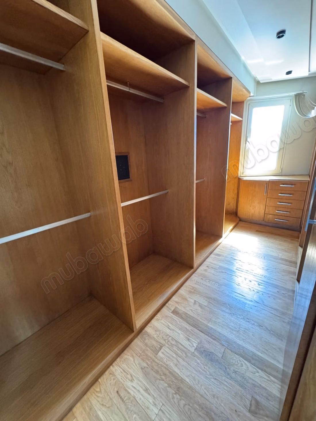 Villa a la location a ain Diab vide 38000dh