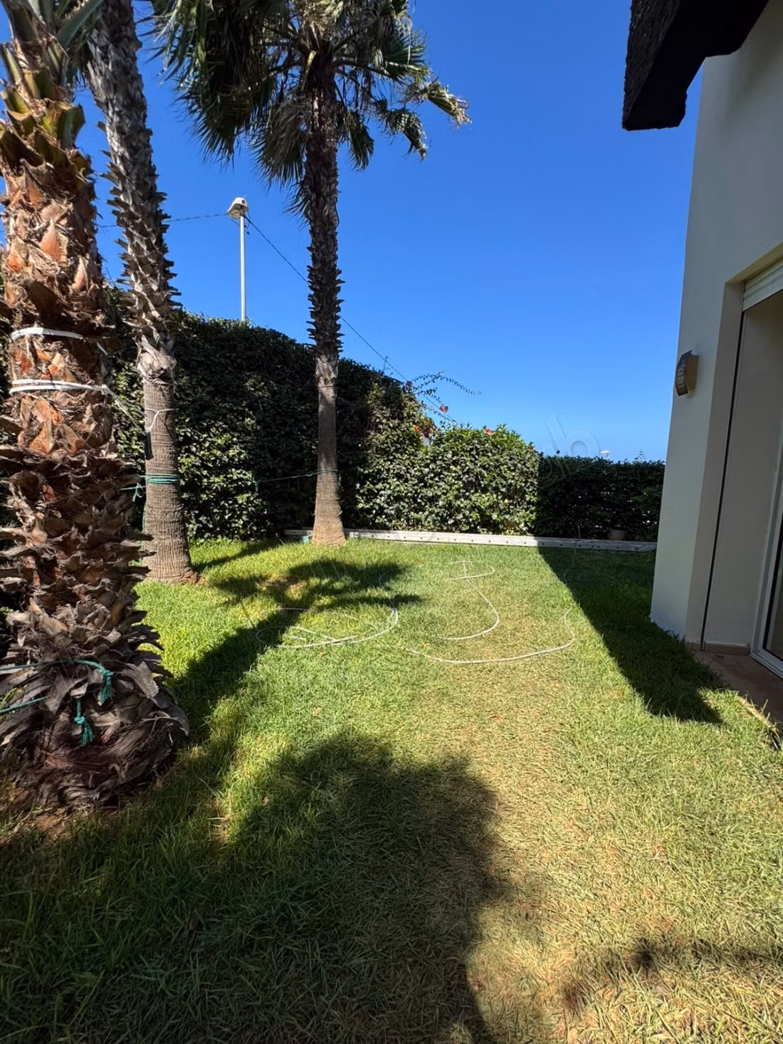 Villa a la location a ain Diab vide 38000dh