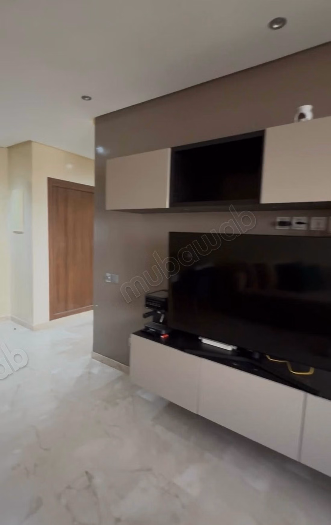 Appartement meuble à vendre à Victoria 
bouskoura — 3
