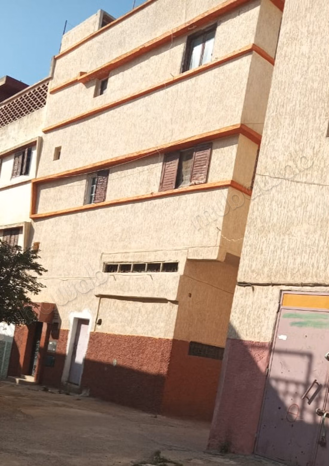 Vente maison à El Youssoufia.
Surface de 85 m²