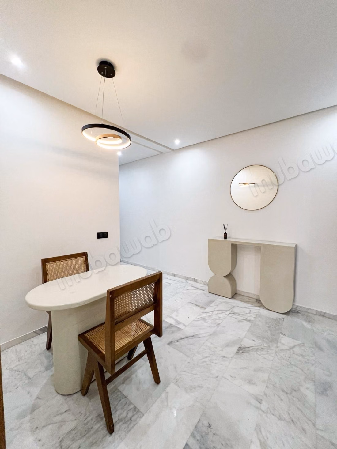 Appartement à l'achat à Guéliz. 1 chambre. Bien meublé