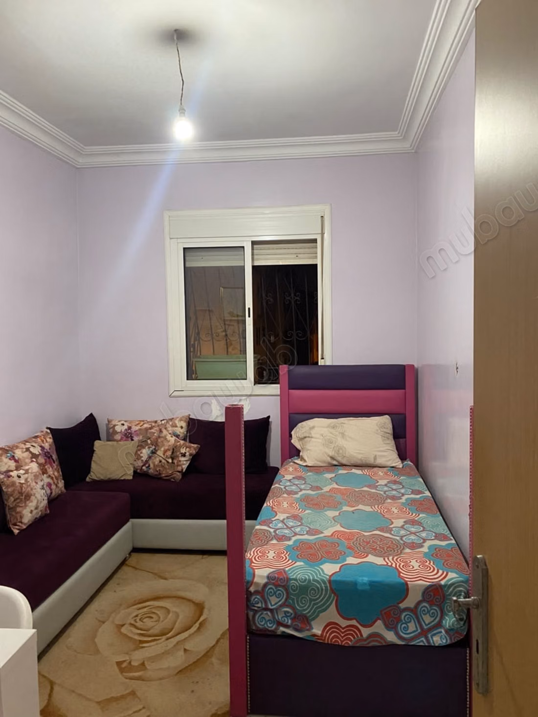 Vente d'un bel appartement à Zone Industrielle.
Surface de 50 m².
Cuisine entièrement équipée — 2