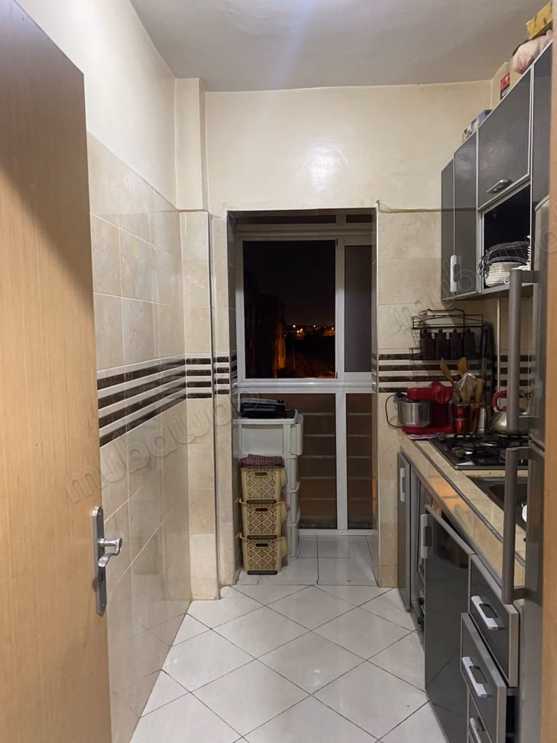Vente d'un bel appartement à Zone Industrielle.
Surface de 50 m².
Cuisine entièrement équipée — 3