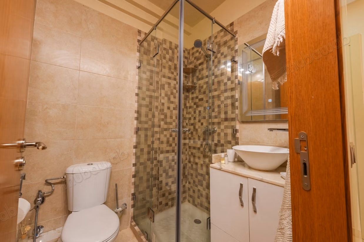 Furnished apartment for long-term rent