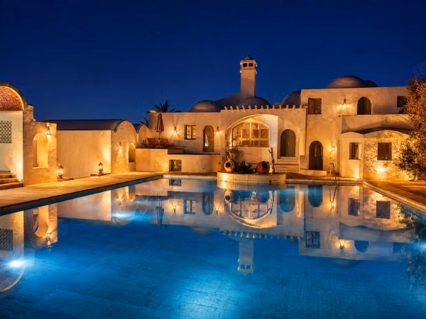 Villa de luxe à vendre à Midoun. 18 pièces confortables. Bien meublé