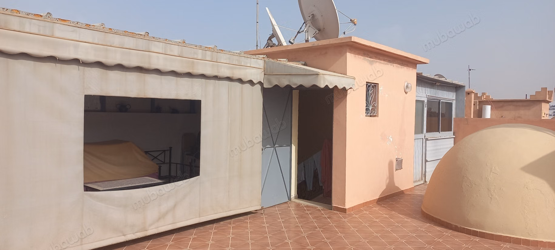 Splendida villa in vendita a Hay Al Haouz. 3 camere confortevoli. Ben arredato