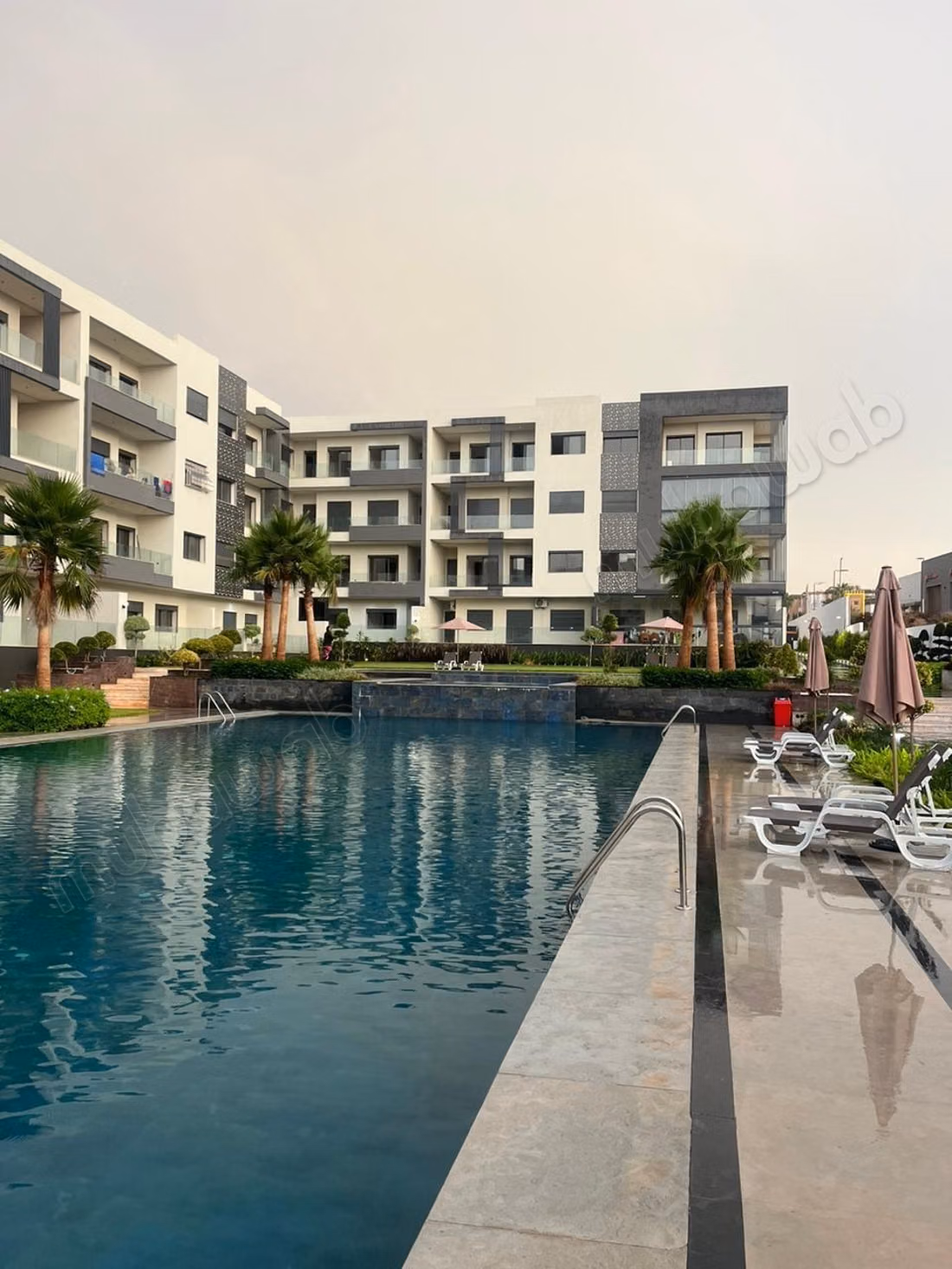 Appartement a louer meublè avec salle de sport est 5 piscine