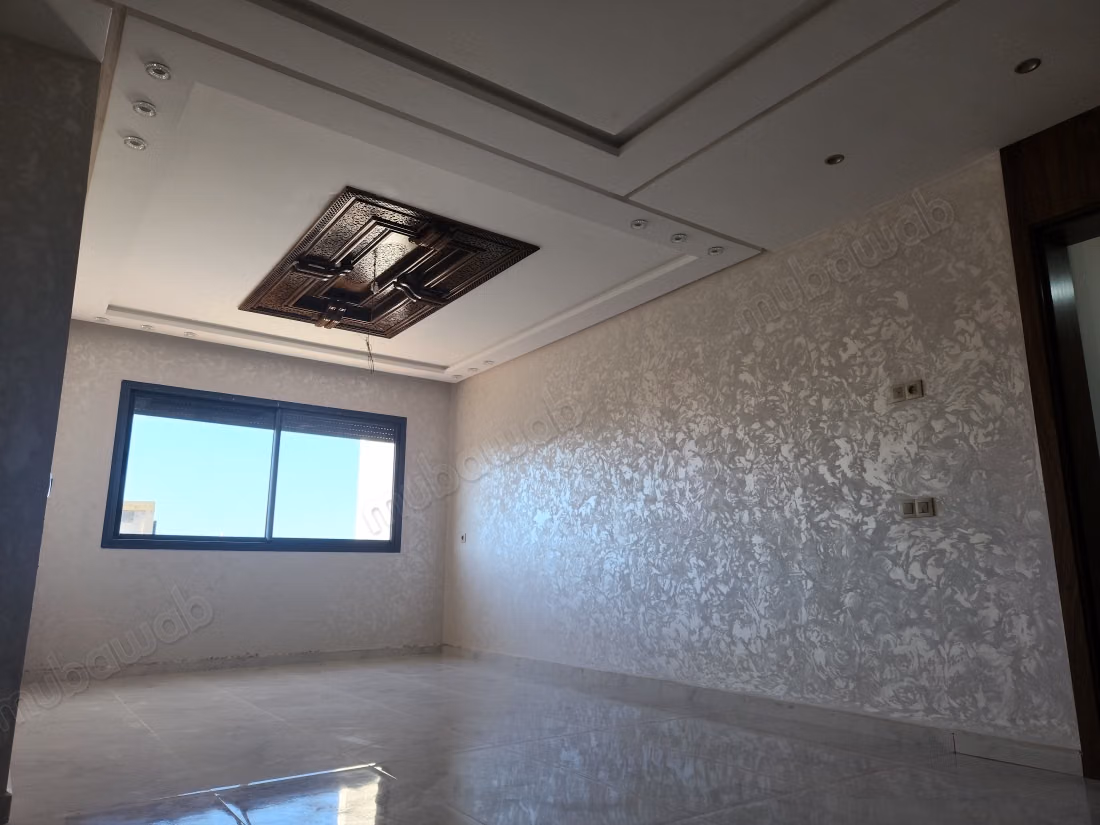 Appartement résidence fermée jardin Deux piscines 128 mètres proximité Avenue des Far