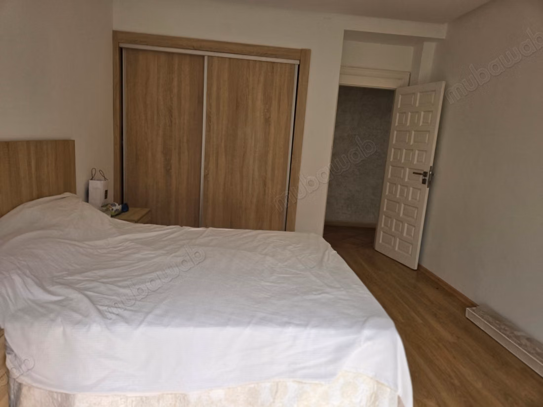 Bel apartamento en venta en Dar Bouazza. Superficie de 94 m². Jardín y terraza