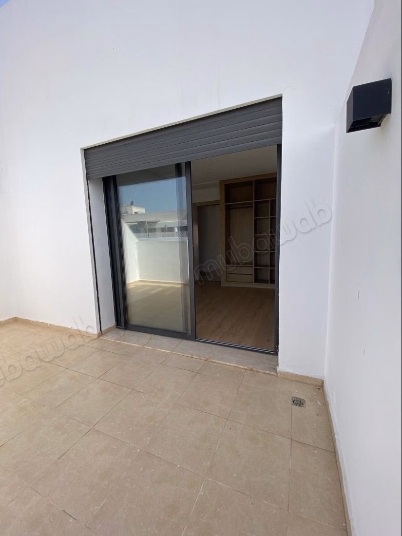 Vente d'un bel appartement à Bourgogne Ouest. 2 belles chambres. Service de concierge et climatisation