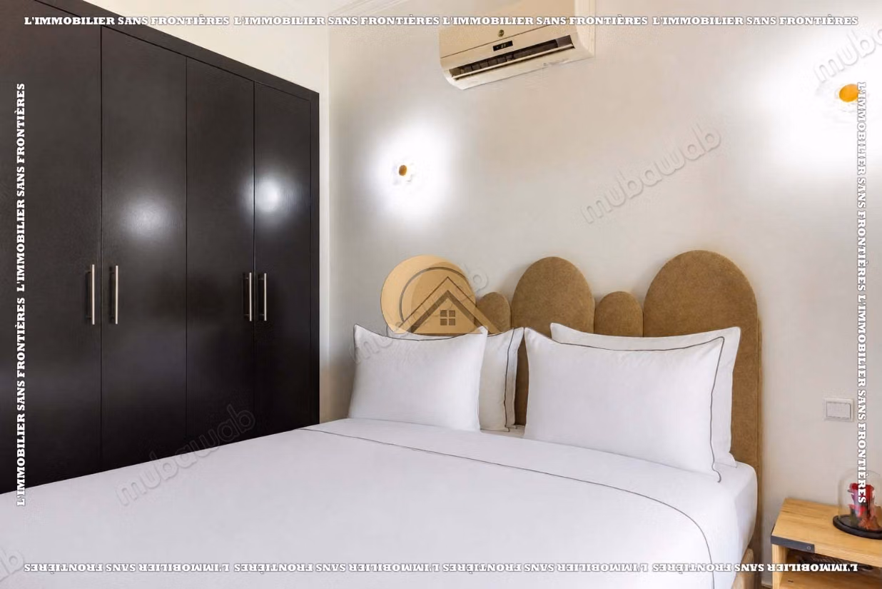 Appartamento arredato di 157 m² in affitto in Via Fès – Piano terra, 1 camera da letto, giardino privato e piscina comune