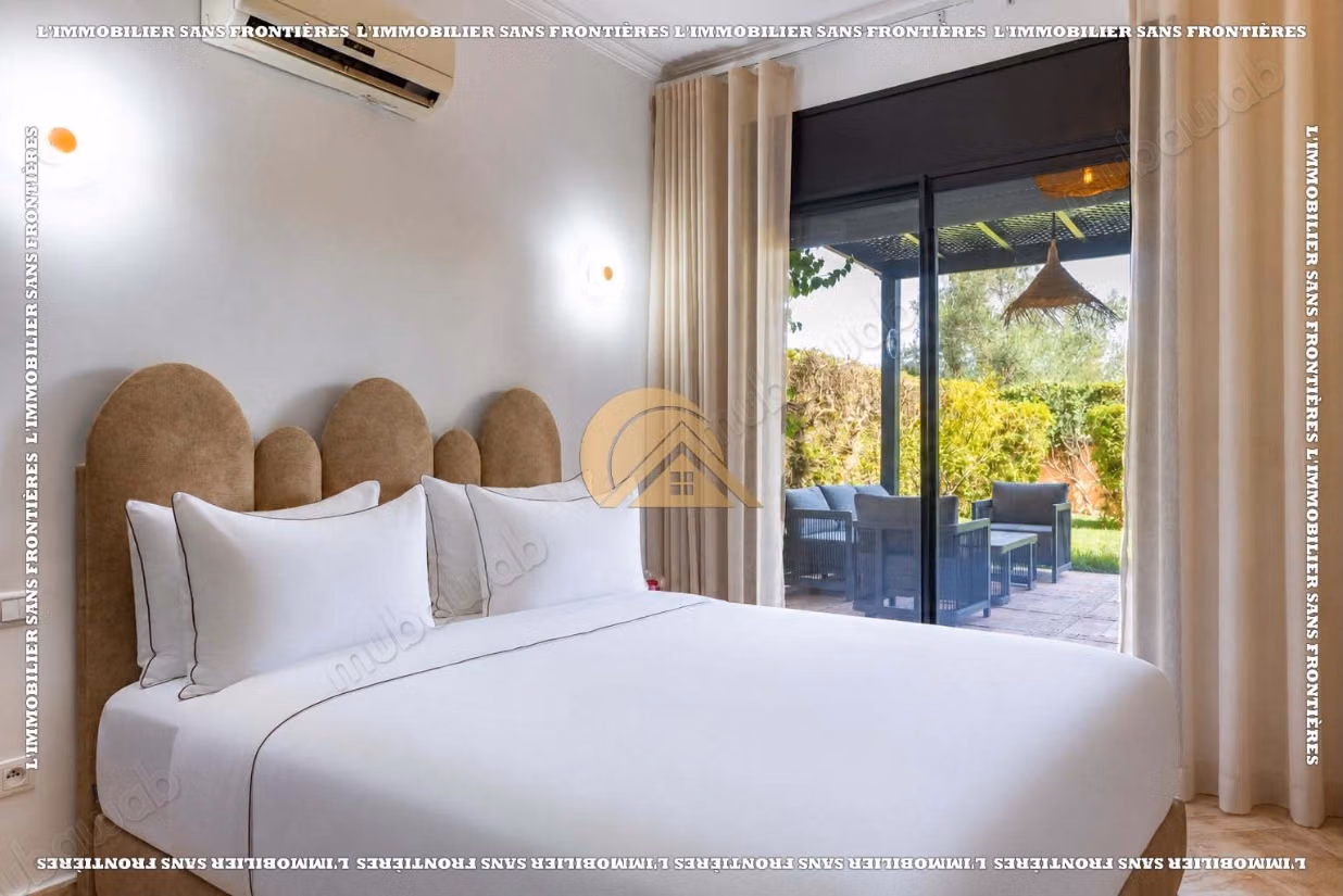 Appartamento arredato di 157 m² in affitto in Via Fès – Piano terra, 1 camera da letto, giardino privato e piscina comune