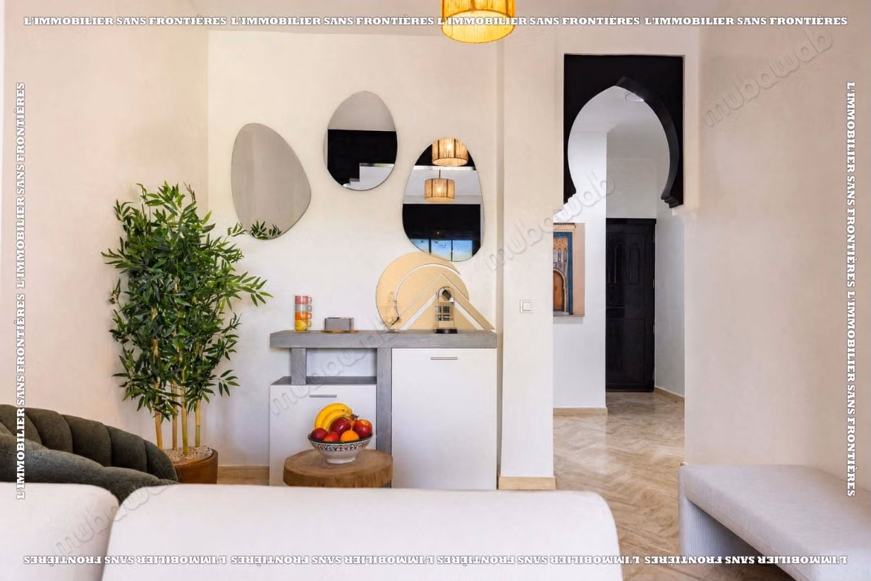 Appartamento arredato di 157 m² in affitto in Via Fès – Piano terra, 1 camera da letto, giardino privato e piscina comune