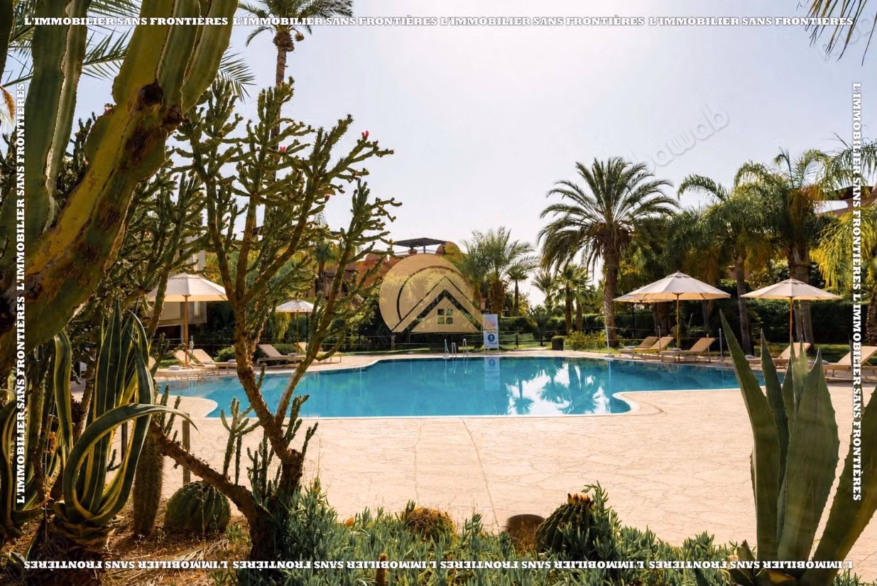 Appartamento arredato di 157 m² in affitto in Via Fès – Piano terra, 1 camera da letto, giardino privato e piscina comune