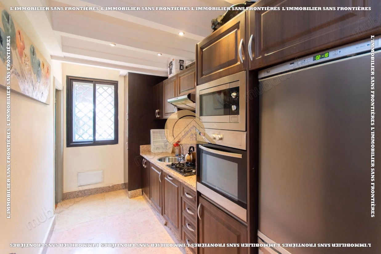 Gemeubeld appartement van 160 m² te huur in Agdal - 3 slaapkamers waarvan een suite, open haard en gemeenschappelijk zwembad