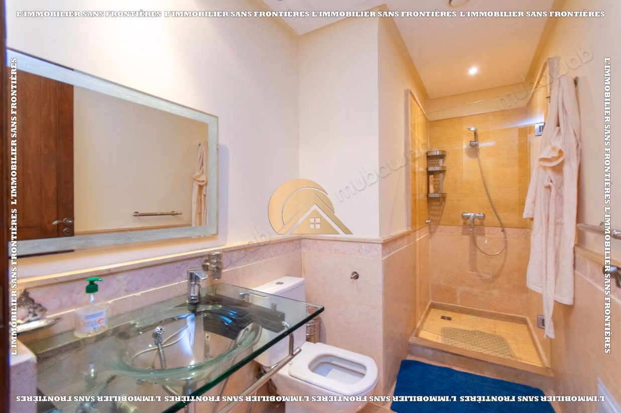 Gemeubeld appartement van 160 m² te huur in Agdal - 3 slaapkamers waarvan een suite, open haard en gemeenschappelijk zwembad
