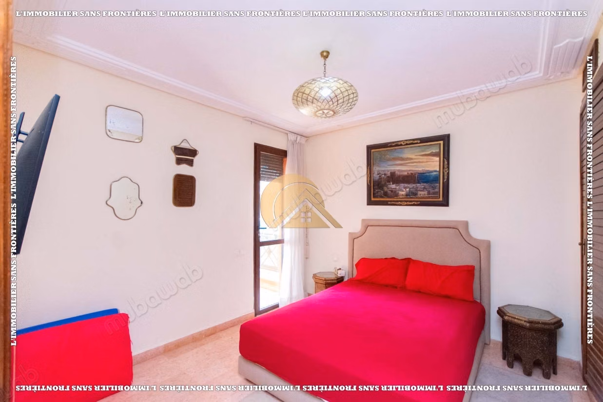 Gemeubeld appartement van 160 m² te huur in Agdal - 3 slaapkamers waarvan een suite, open haard en gemeenschappelijk zwembad