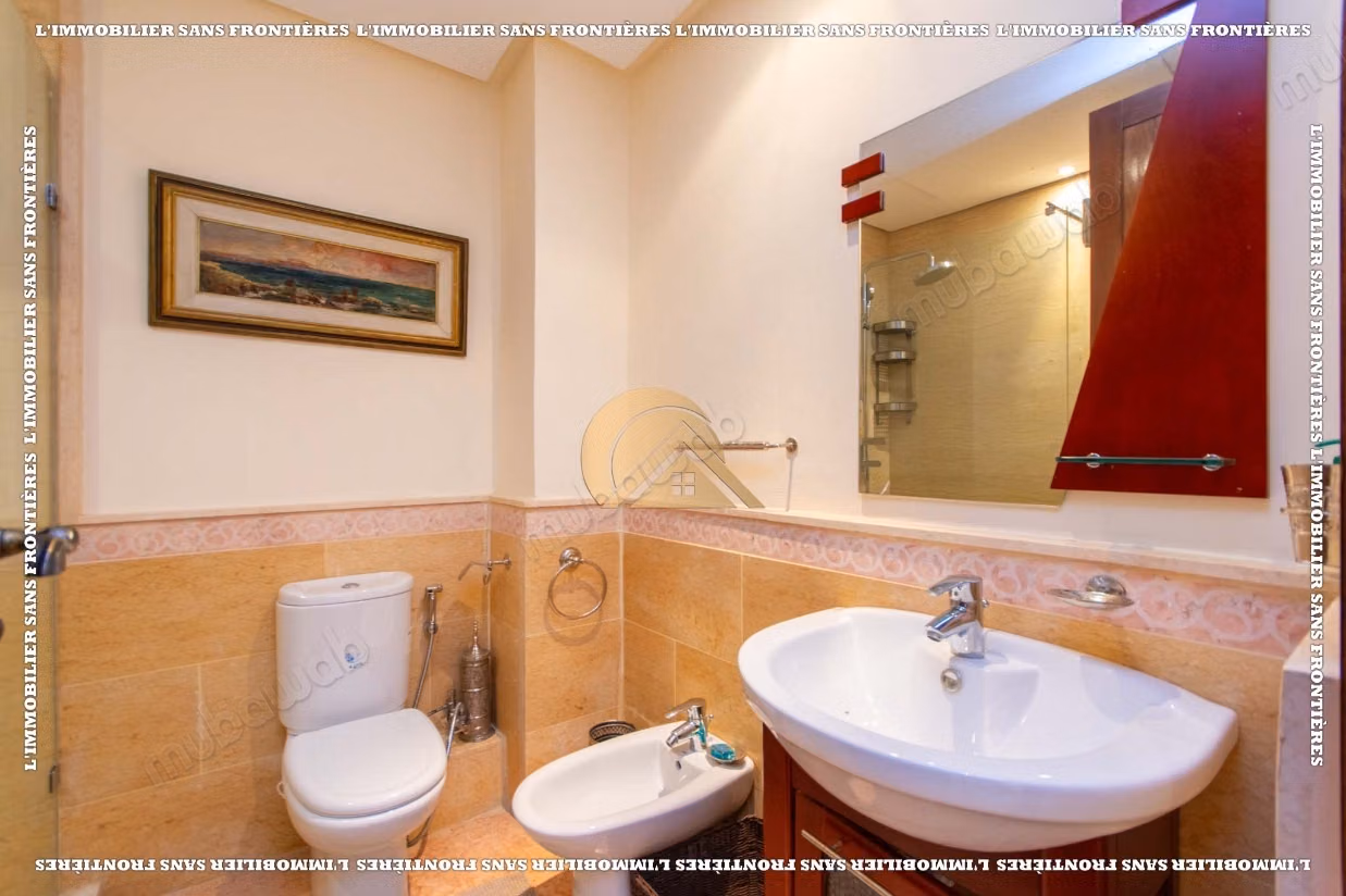 Gemeubeld appartement van 160 m² te huur in Agdal - 3 slaapkamers waarvan een suite, open haard en gemeenschappelijk zwembad