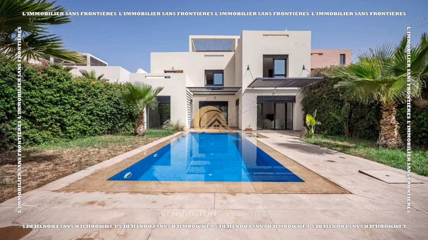 Villa in vendita in un complesso golfistico sicuro a Marrakech - Terreno di 500 m², 3 suite, piscina privata e vista sul golf