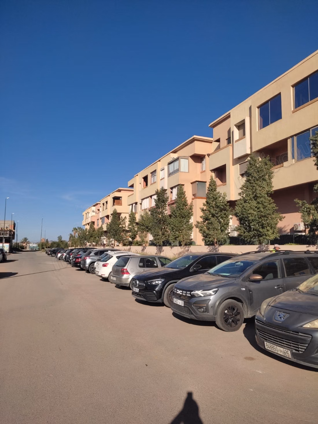 Très bel appartement en location à Hay Targa.
Surface de 87 m².
Meublé