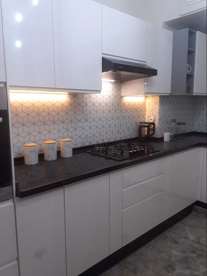 Bel appartement en location à Hay Chrifa. 2 chambres agréables. Bien meublé