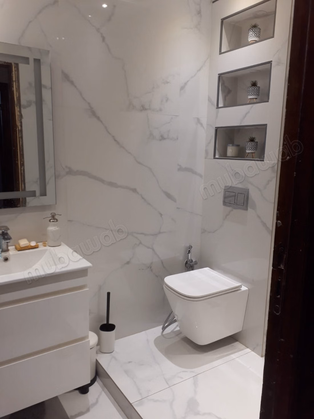 Hermoso apartamento en alquiler en Hay Chrifa. 2 habitaciones agradables. Bien amueblado