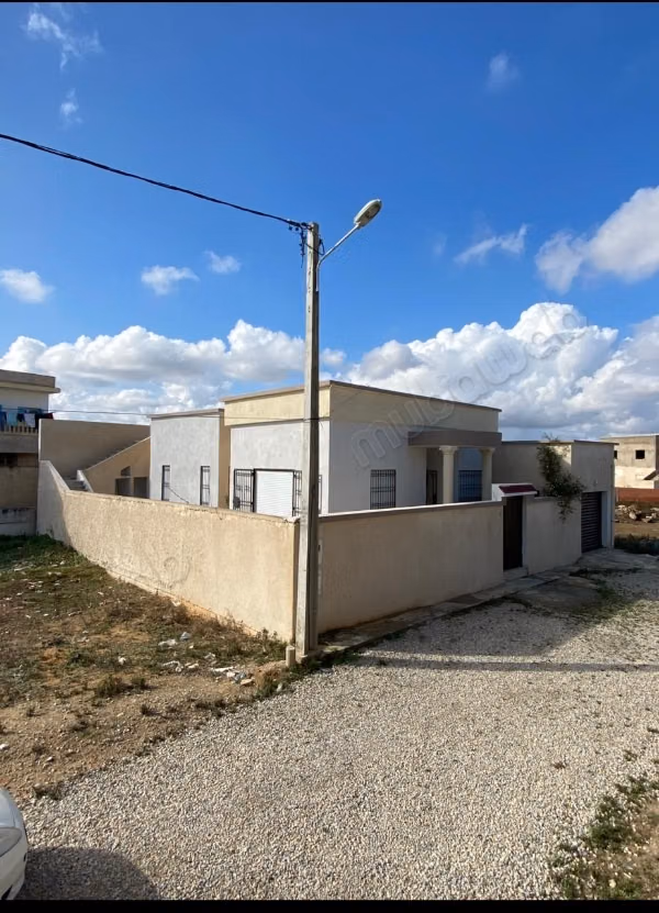 Casa di lusso e calma nel quartiere