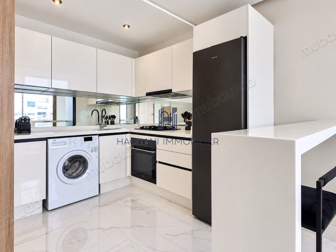 Bel appartement en location à Bourgogne Ouest. 1 belle chambre. Bien meublé