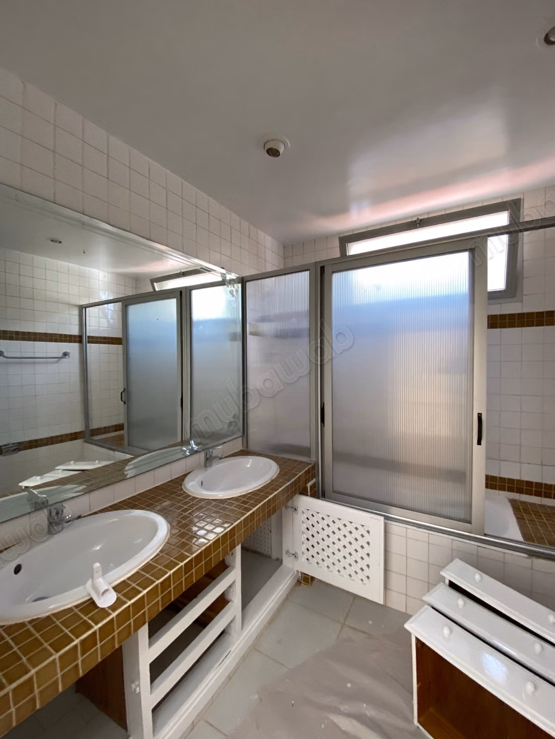 Magnífica villa en alquiler en Riad. 6 habitaciones bellas. Terraza y jardín