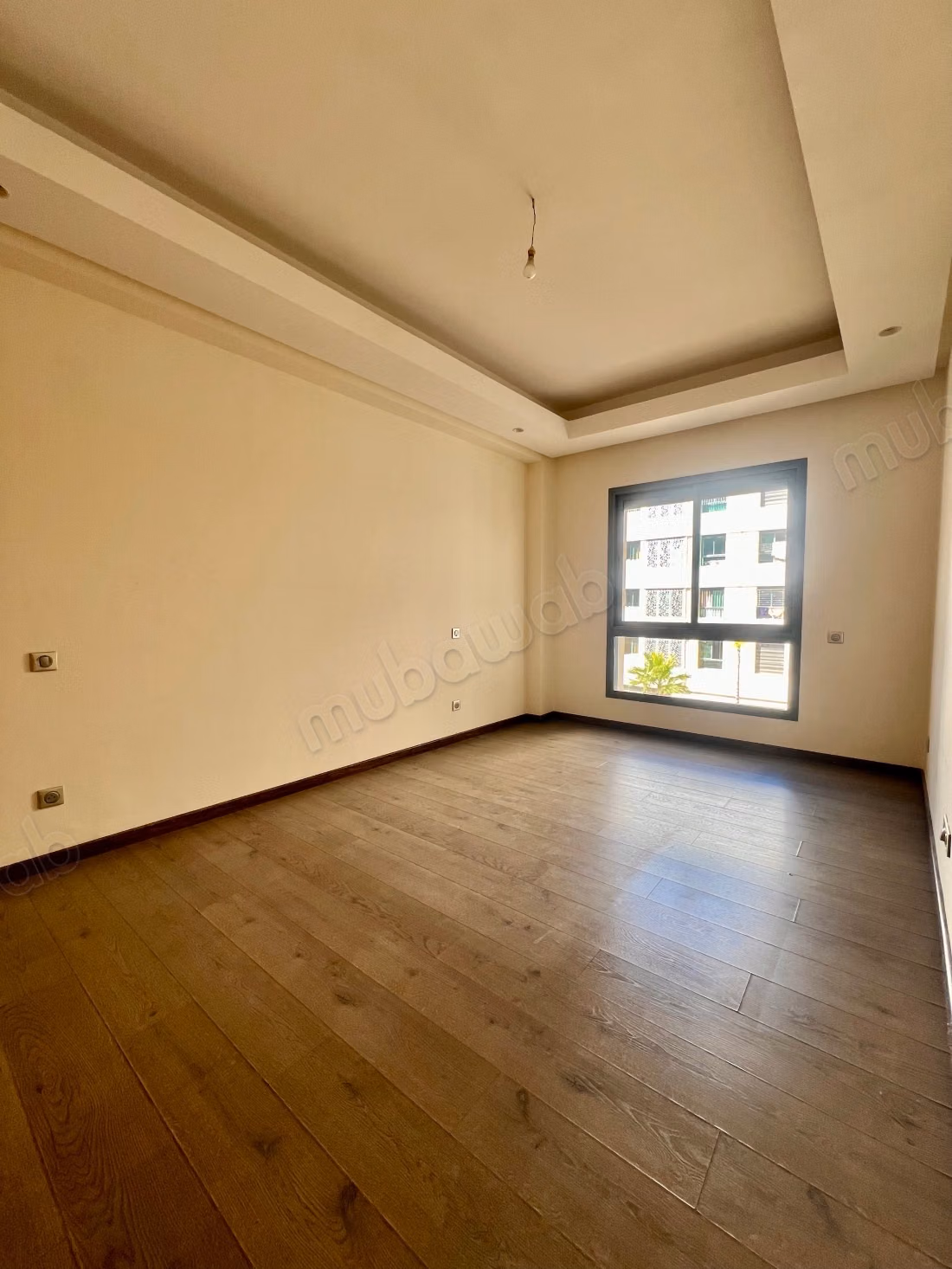 À louer – Bel appartement traversant à Bourgogne