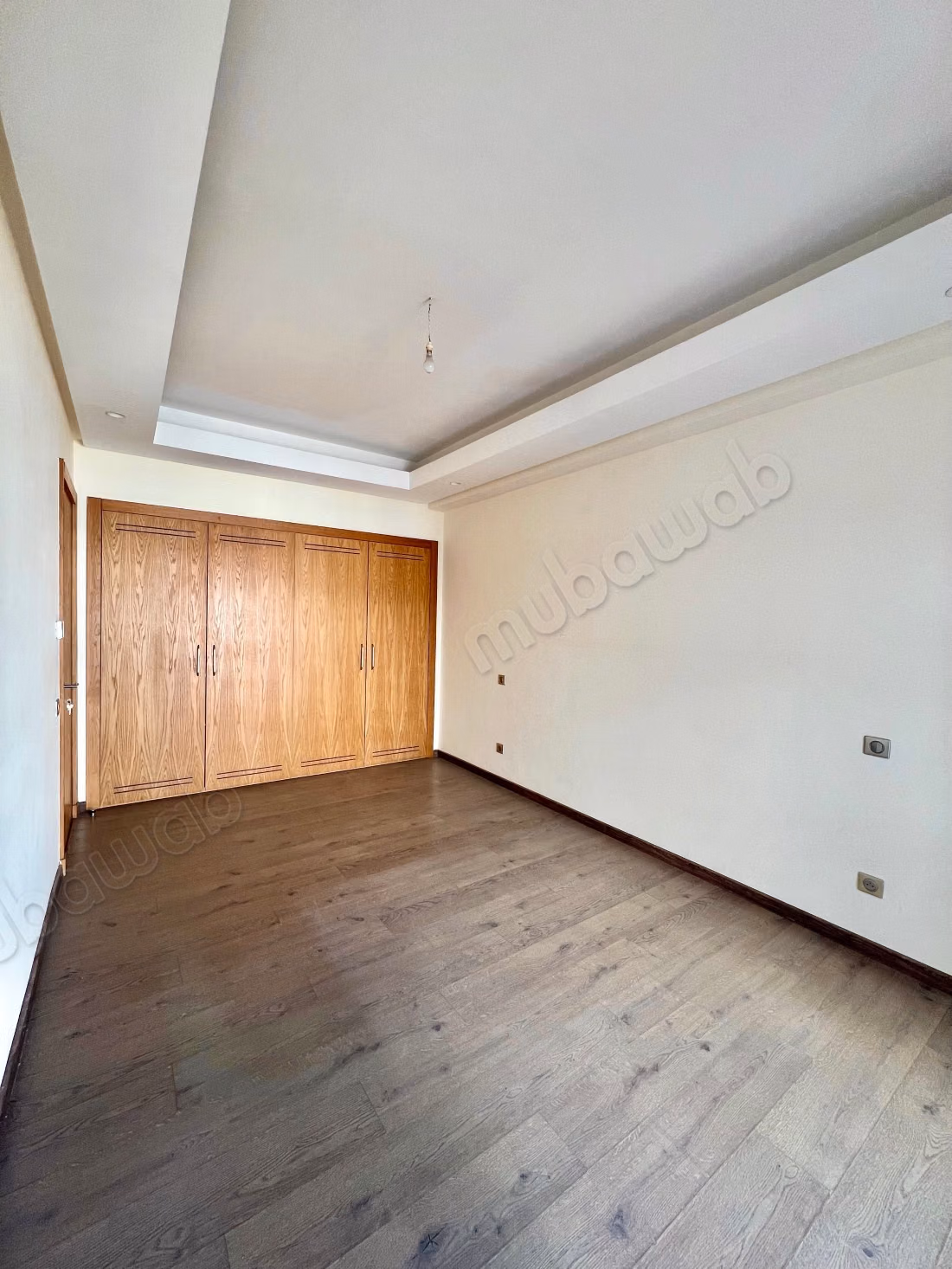 À louer – Bel appartement traversant à Bourgogne