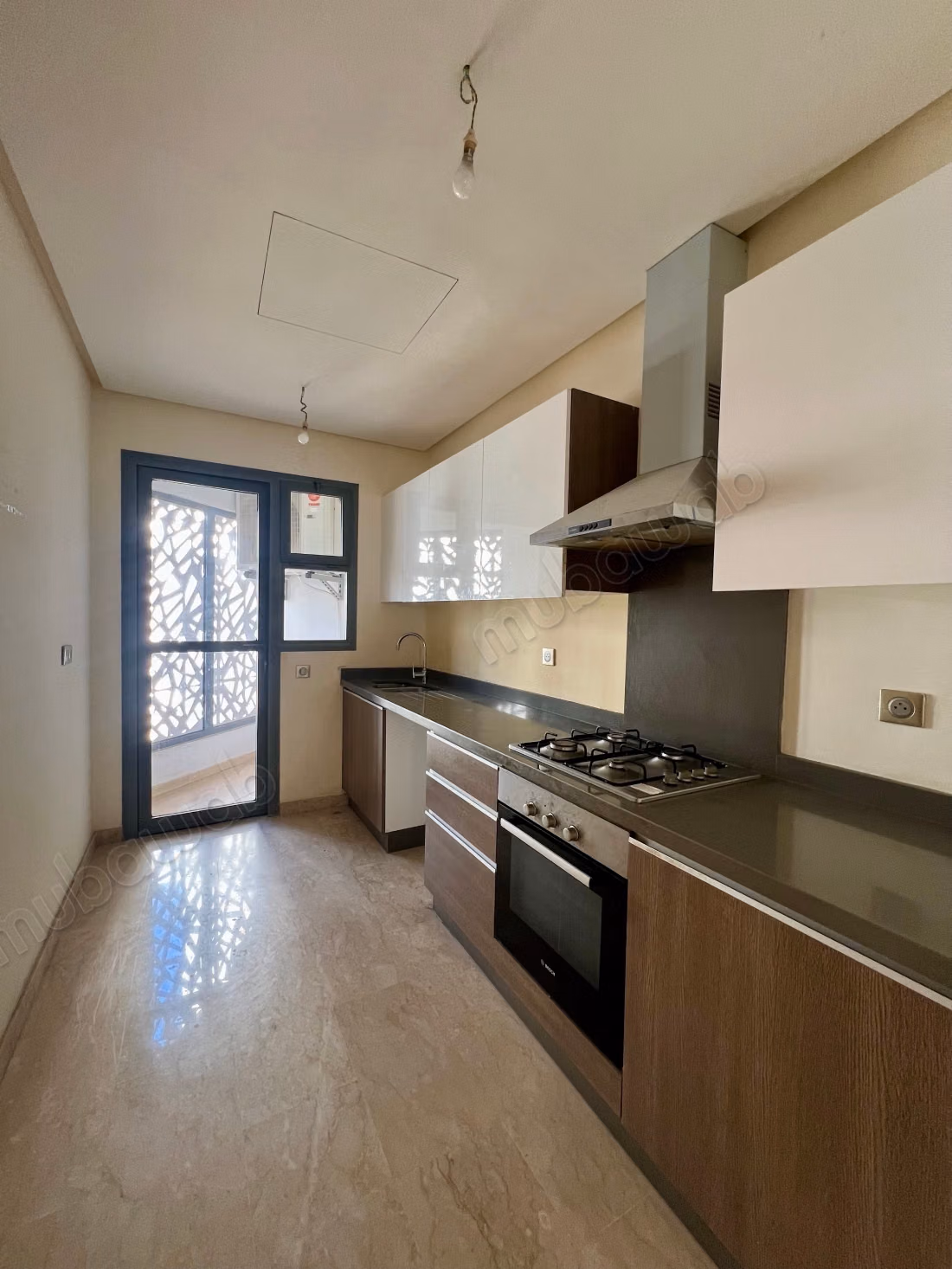 À louer – Bel appartement traversant à Bourgogne