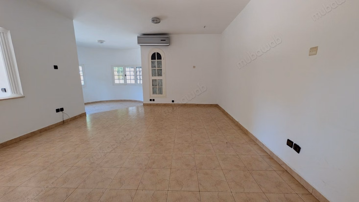 Bella villa di 360M2 in affitto nel quartiere Val D'Anfa, 3 camere