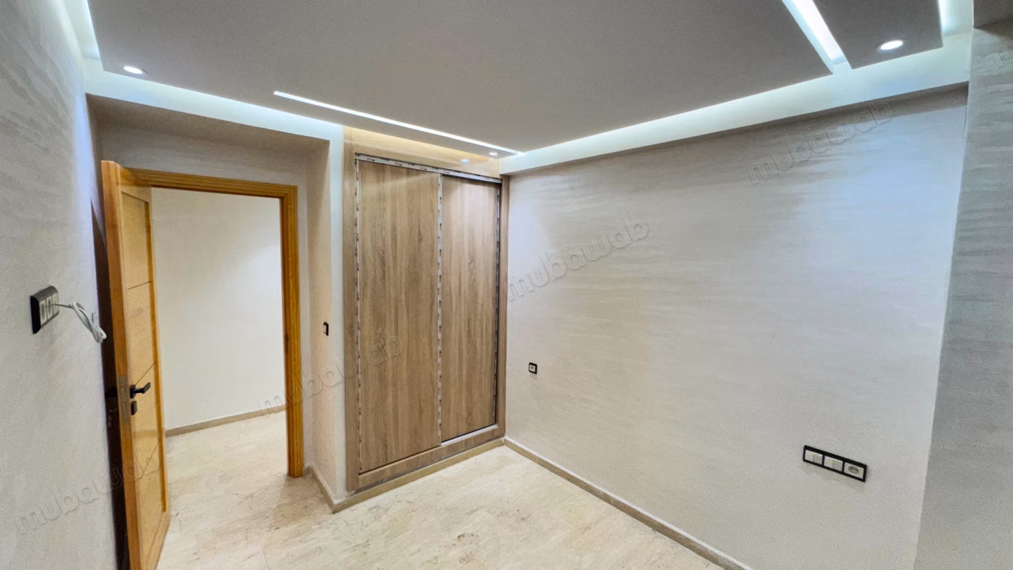 Magnifique duplex à louer à Hay Al Amal, chambres confortables